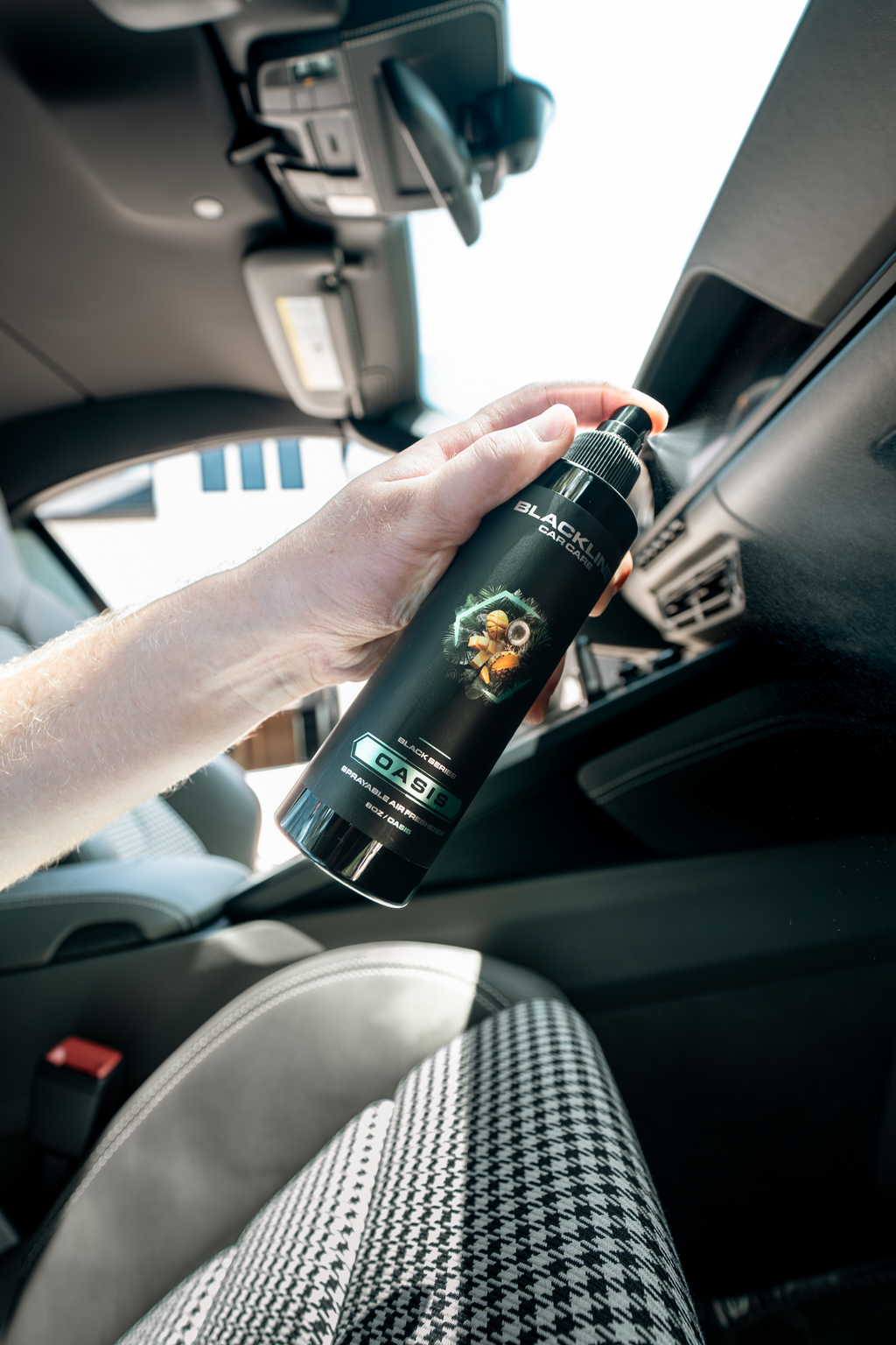 BLACKLINE®  8oz AIR FRESHENER
